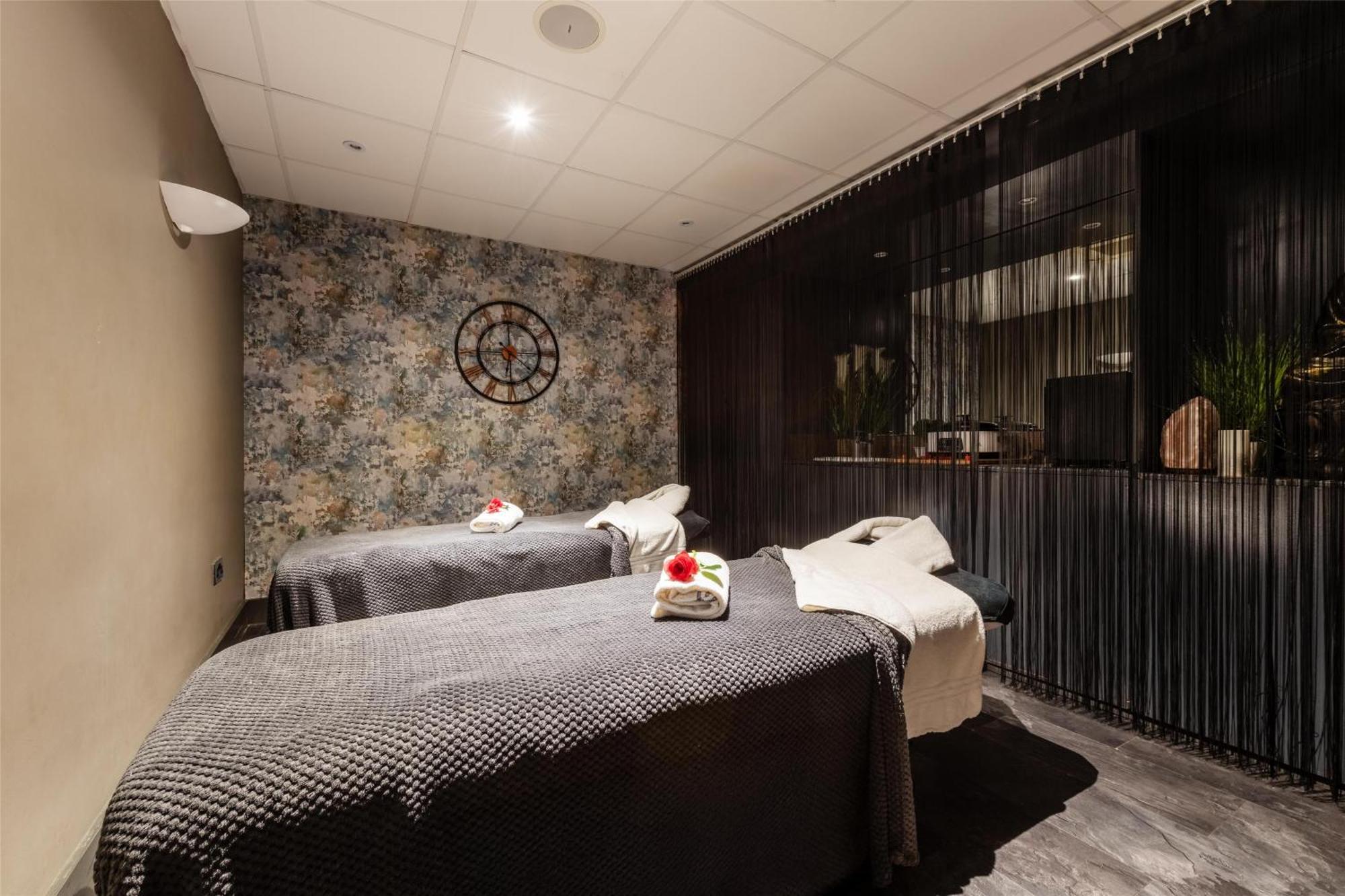 Radisson Hotel Manchester City Centre, A Verified Net Zero Hotel Kültér fotó