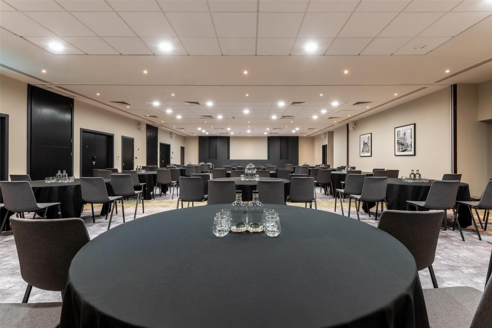 Radisson Hotel Manchester City Centre, A Verified Net Zero Hotel Kültér fotó