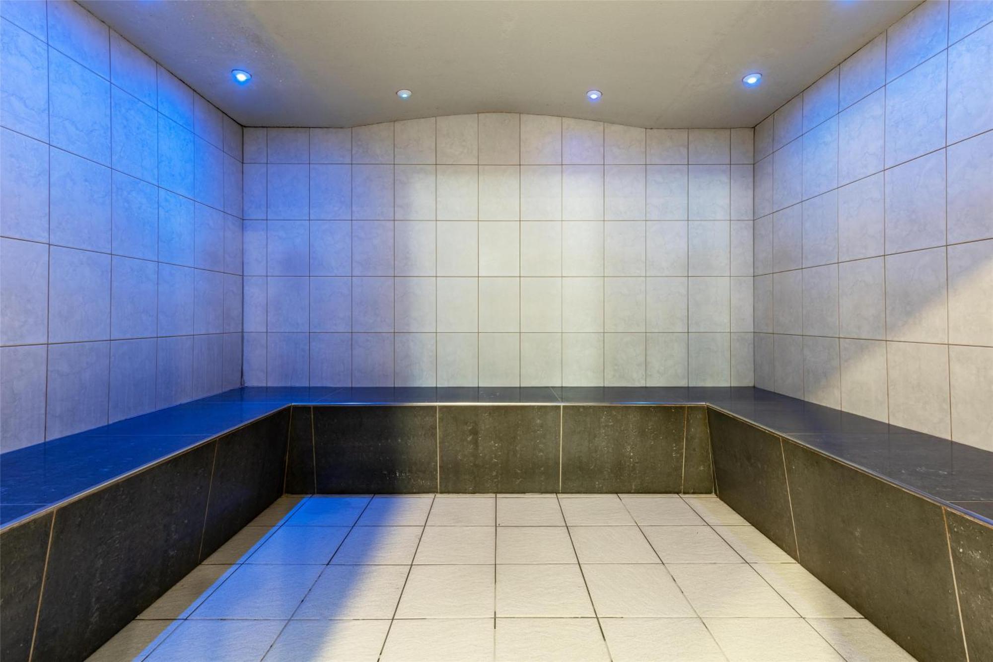 Radisson Hotel Manchester City Centre, A Verified Net Zero Hotel Kültér fotó