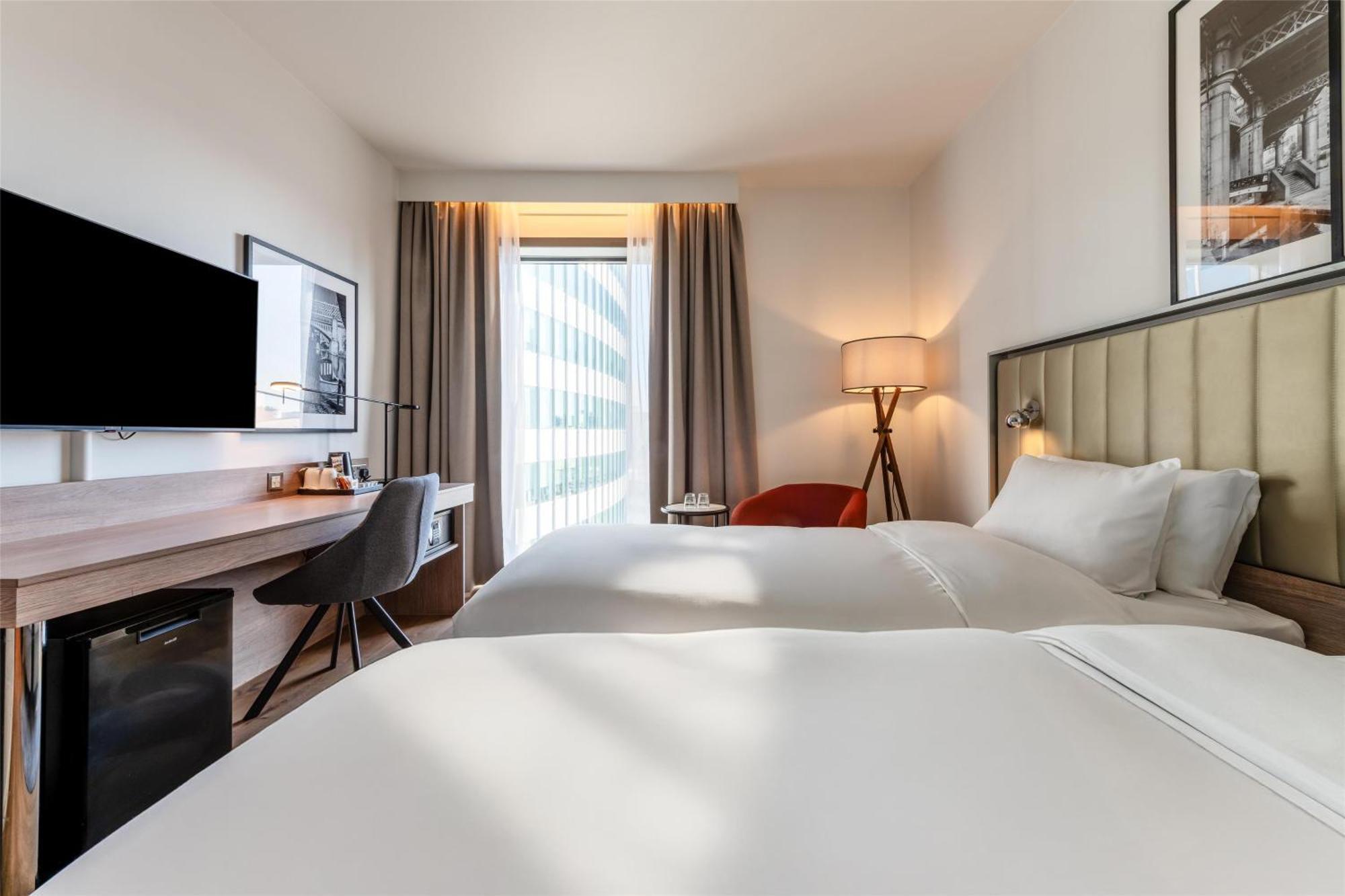 Radisson Hotel Manchester City Centre, A Verified Net Zero Hotel Kültér fotó