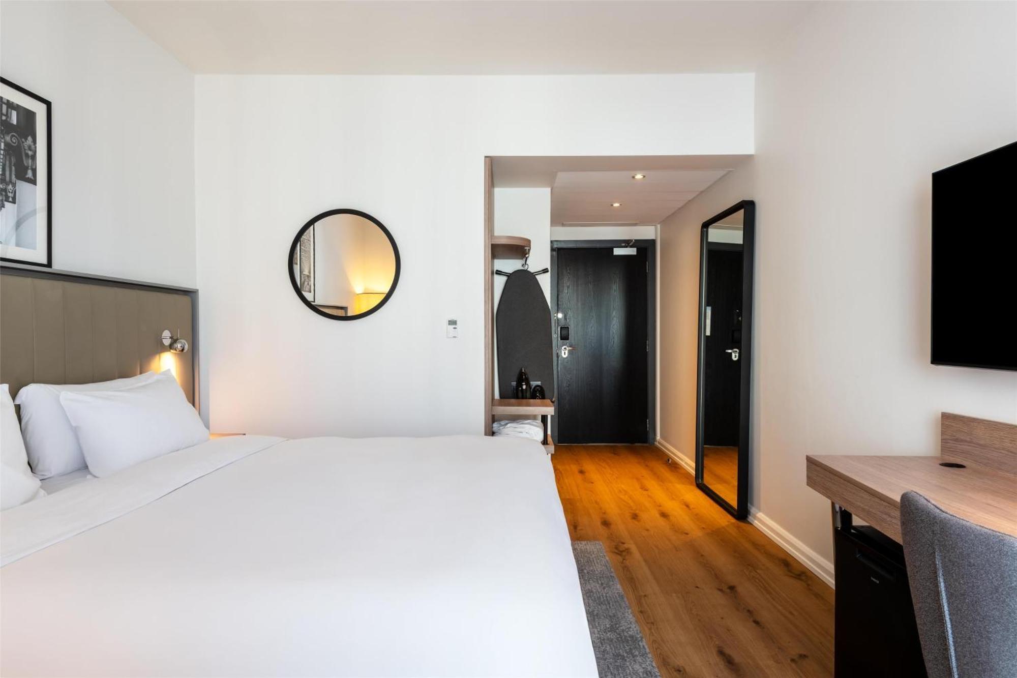 Radisson Hotel Manchester City Centre, A Verified Net Zero Hotel Kültér fotó